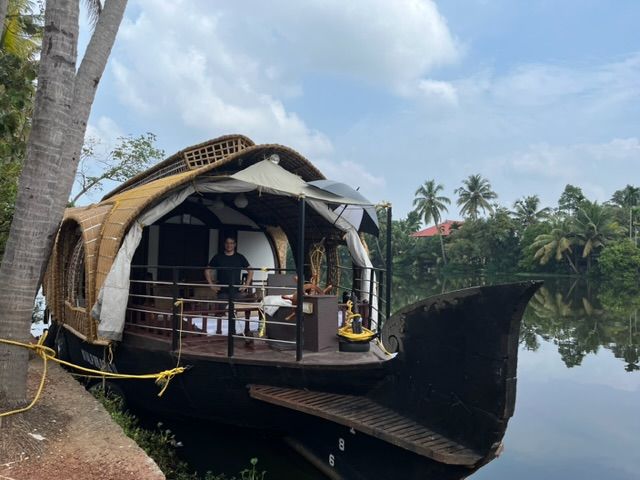 6-7 jan - Lyxig husbåtsupplevelse i Kerala 🏞️🚤 😌🌴